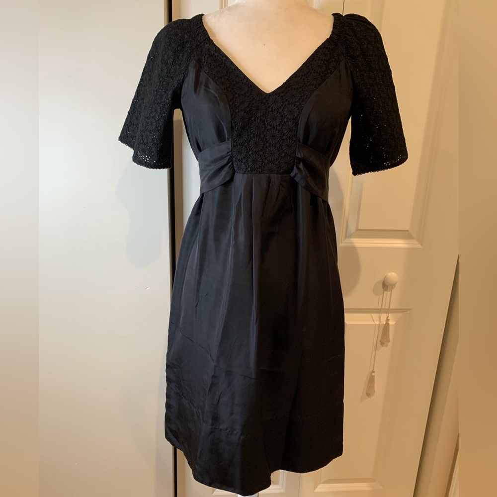 Banana Republic Silk Embroidered Tie Back Dress 👗